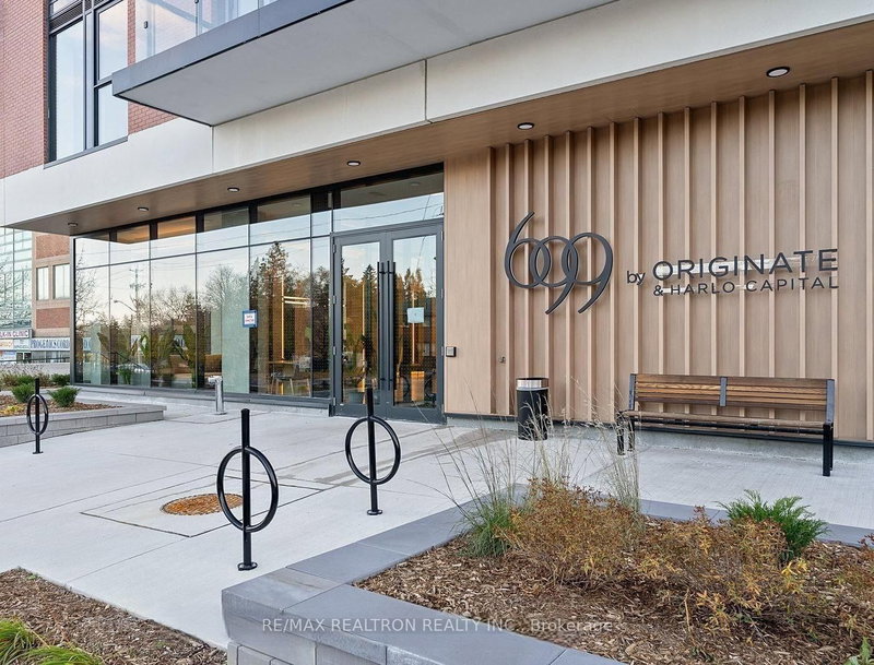 home for lease on 606-699 Sheppard Avenue E