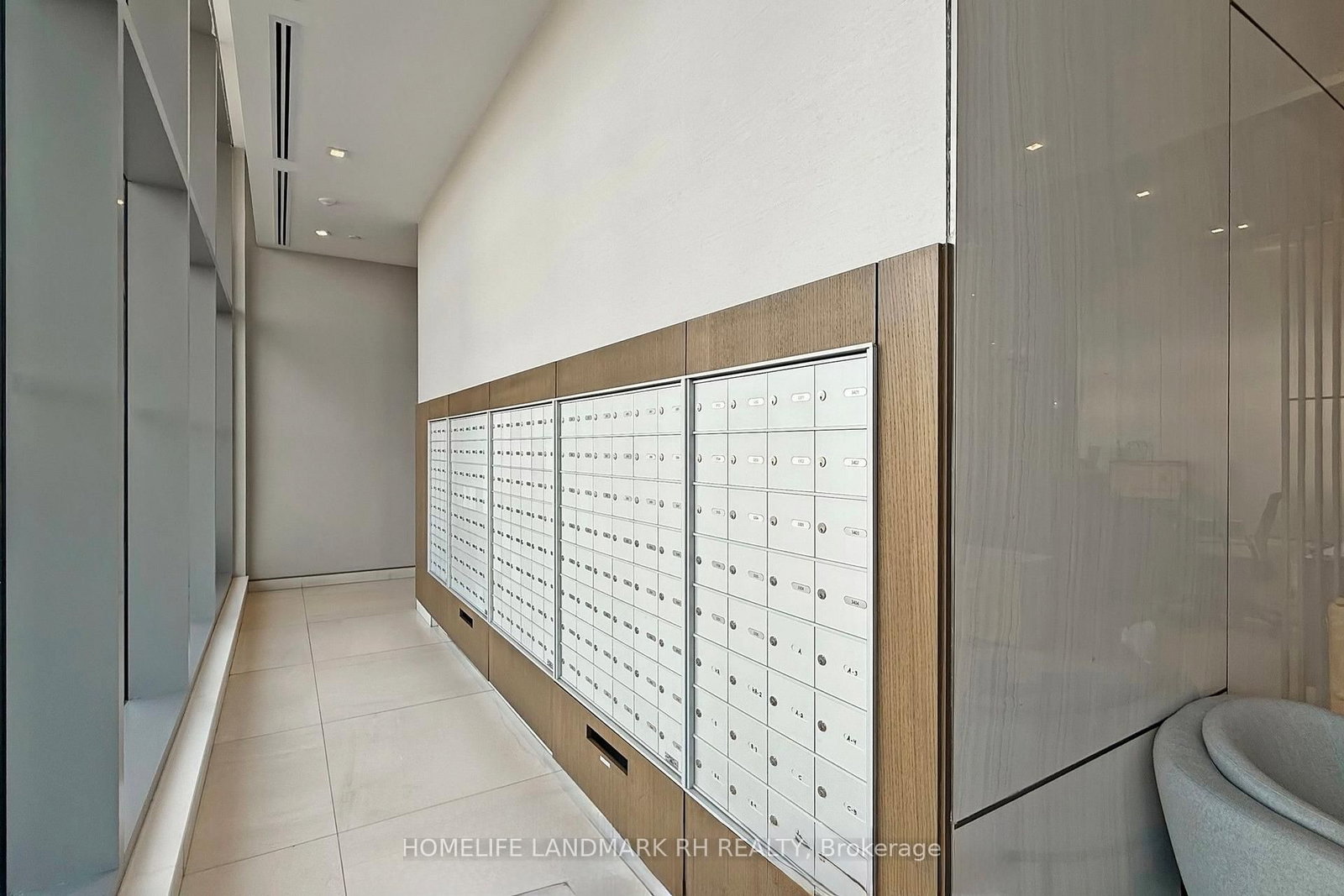 Condo for sale at N1013-7 Golden Lion Heights, Toronto, Ontario, M2M 0C1 - Newtonbrook East - MLS: C12968702