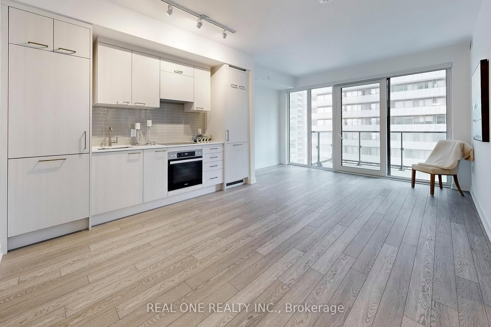 634 Church Street, Unit 1601 - Photo 9