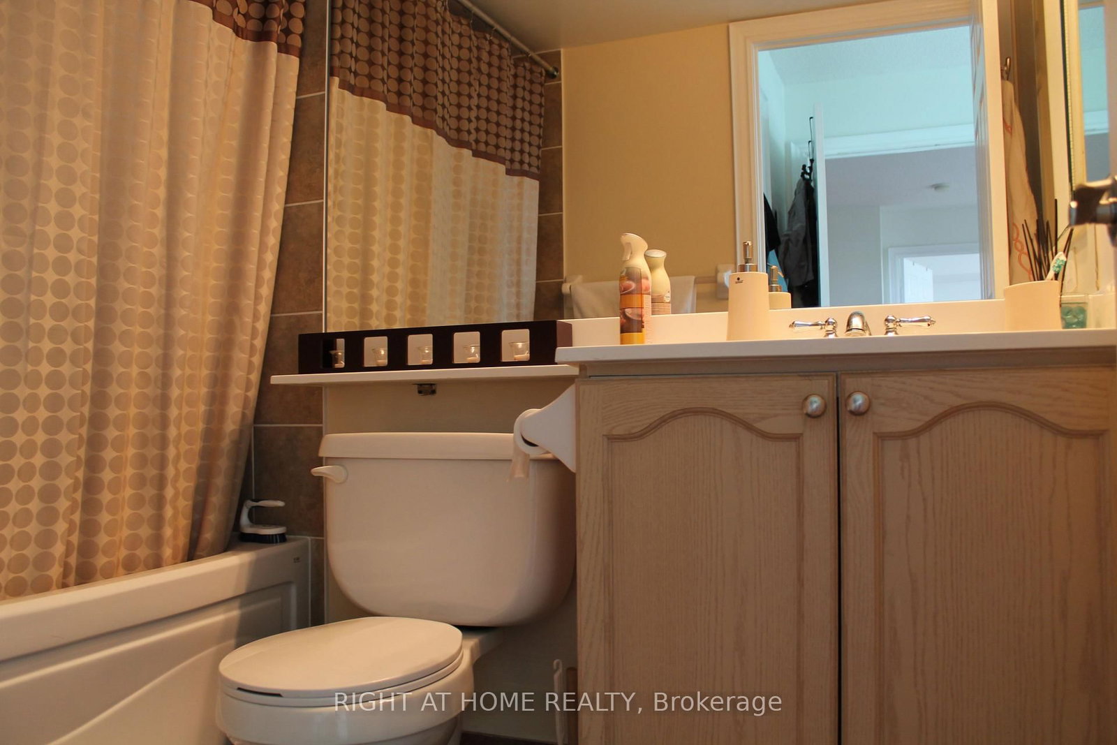 15 Greenview Avenue, Unit 2211 - Photo 20