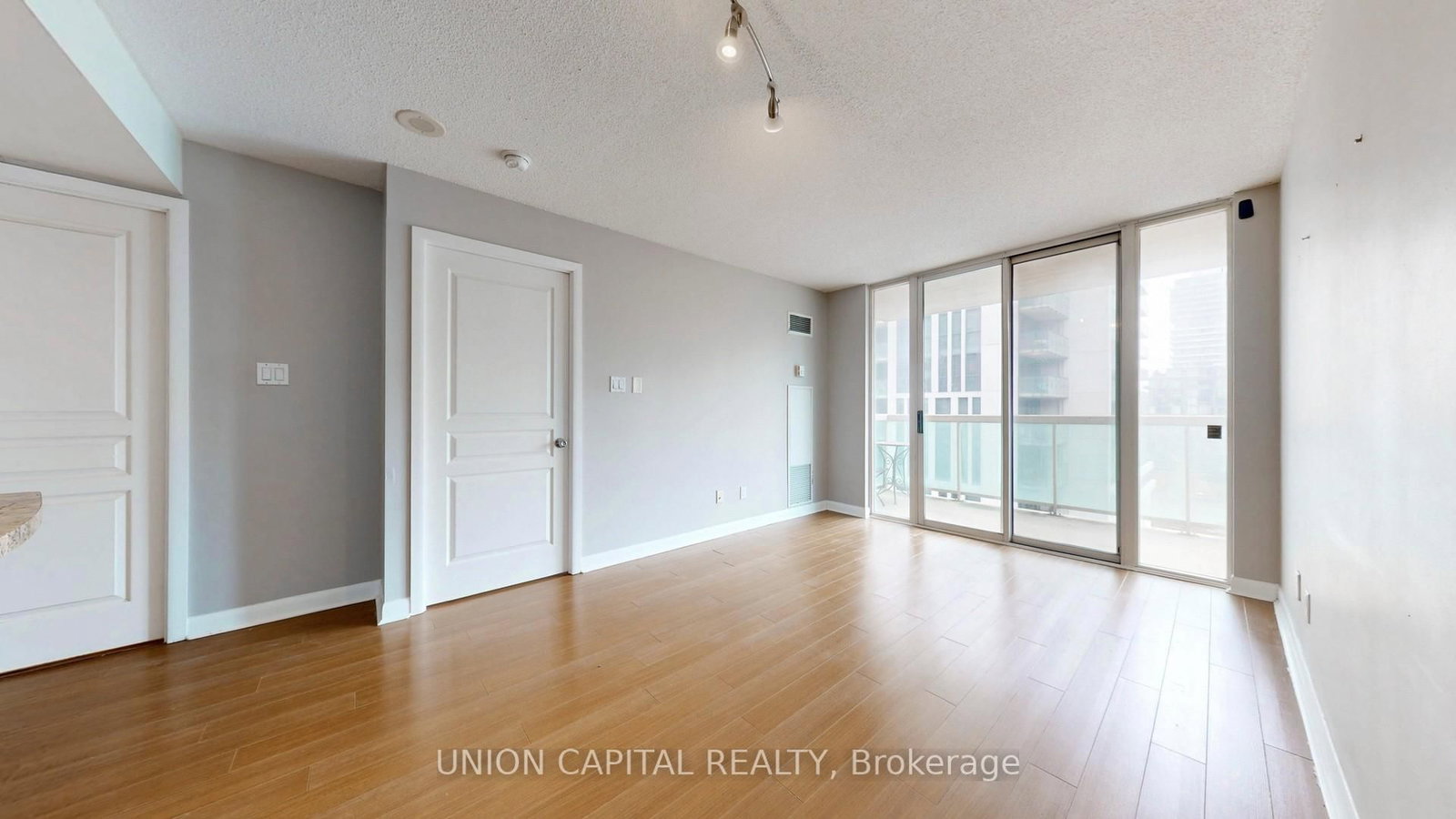 Condo for sale at 1110-323 Richmond Street, Toronto, Ontario, M5A 4R3 - Moss Park - MLS: C12969148