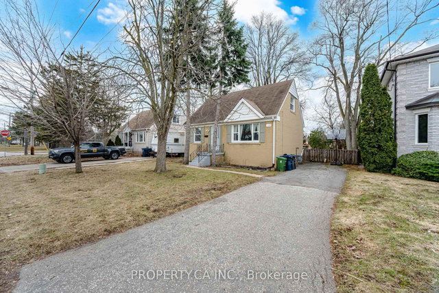109 Pleasant Avenue