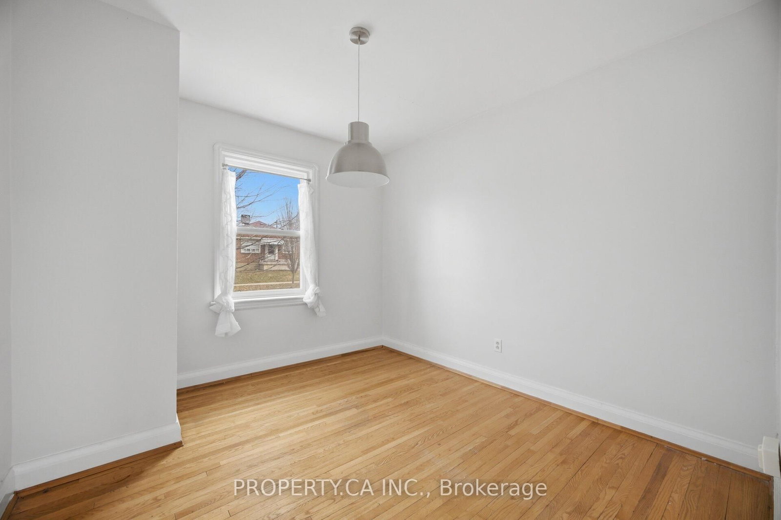 Detached House for sale at 109 Pleasant Avenue, Toronto, Ontario, M2M 1M2 - Newtonbrook West - MLS: C12969578