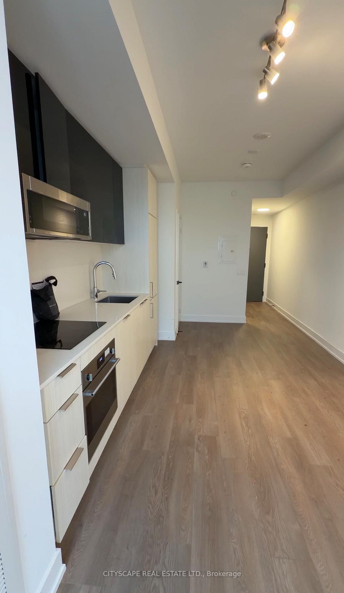 308 Jarvis Street, Unit 3006 - Photo 4