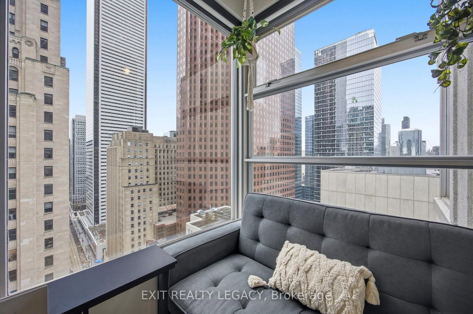 Condo for sale at 2402-1 King Street, Toronto, Ontario, M5H 1A1 - Bay Street Corridor - MLS: C12969728