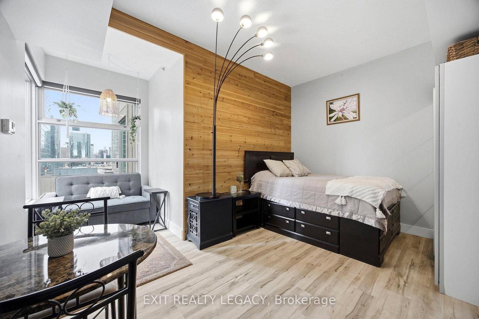 Condo for sale at 2402-1 King Street, Toronto, Ontario, M5H 1A1 - Bay Street Corridor - MLS: C12969728