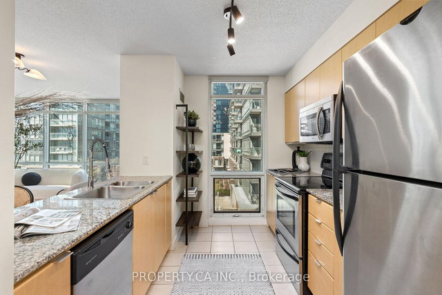 503 - 11 Brunel Court