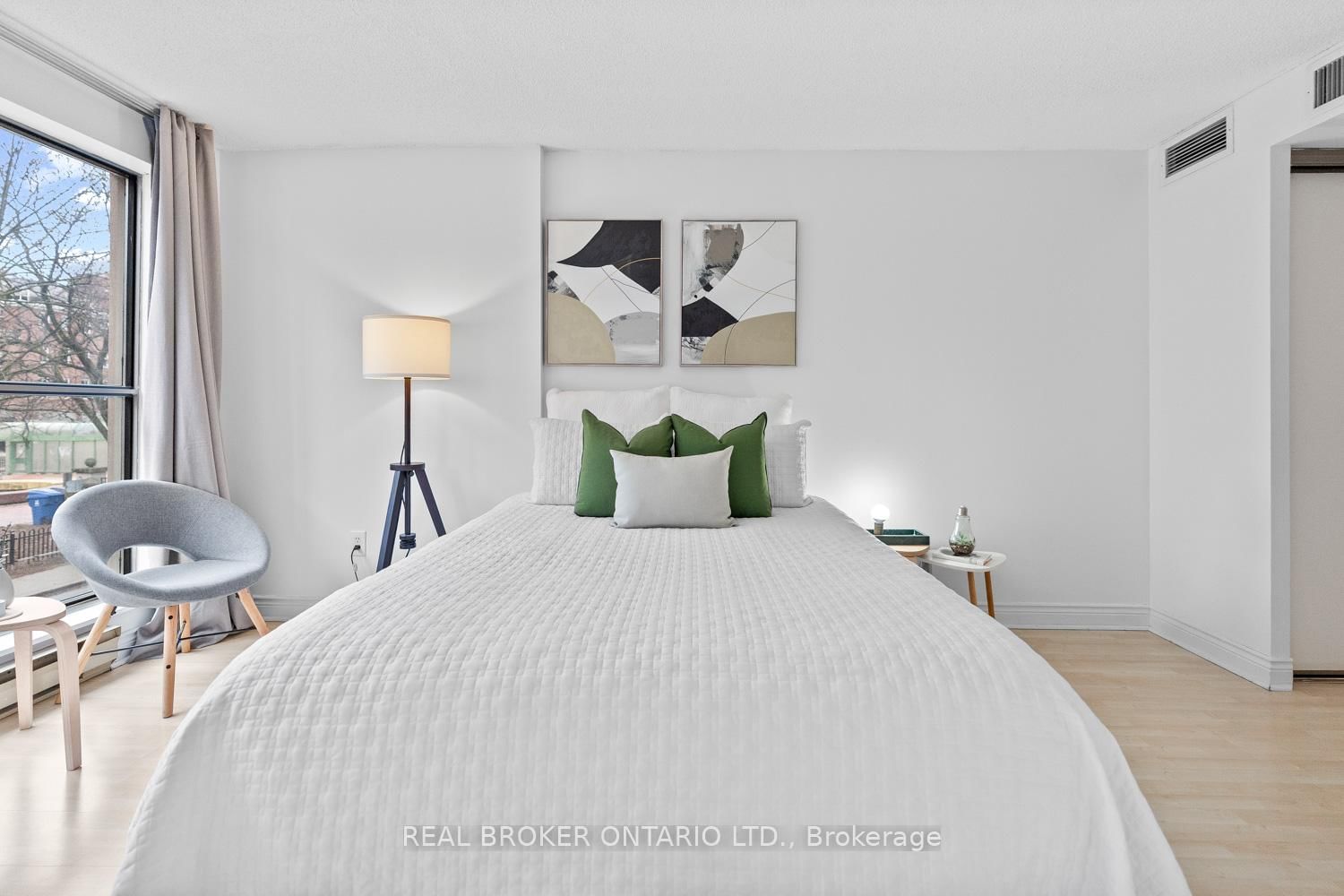 Condo for sale at 223-65 Scadding Avenue, Toronto, Ontario, M5A 4L1 - Waterfront Communities C8 - MLS: C12970284