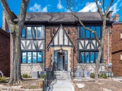 2 - 52 College View Ave | Toronto | Image