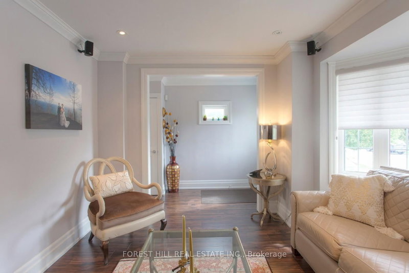 136 Hollywood Ave, Toronto, M2N 3K3 | Image 3