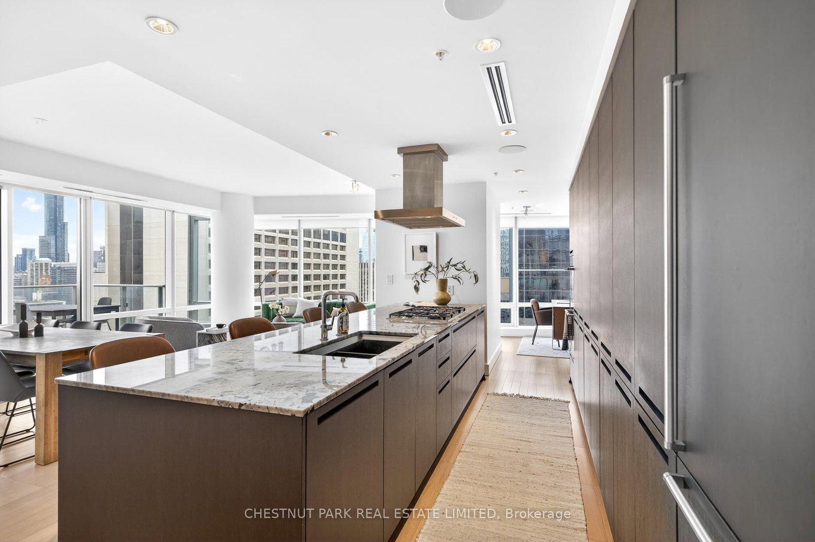 Condo for sale at 2806-180 University Avenue, Toronto, Ontario, M5H 0A2 - Bay Street Corridor - MLS: C12970378