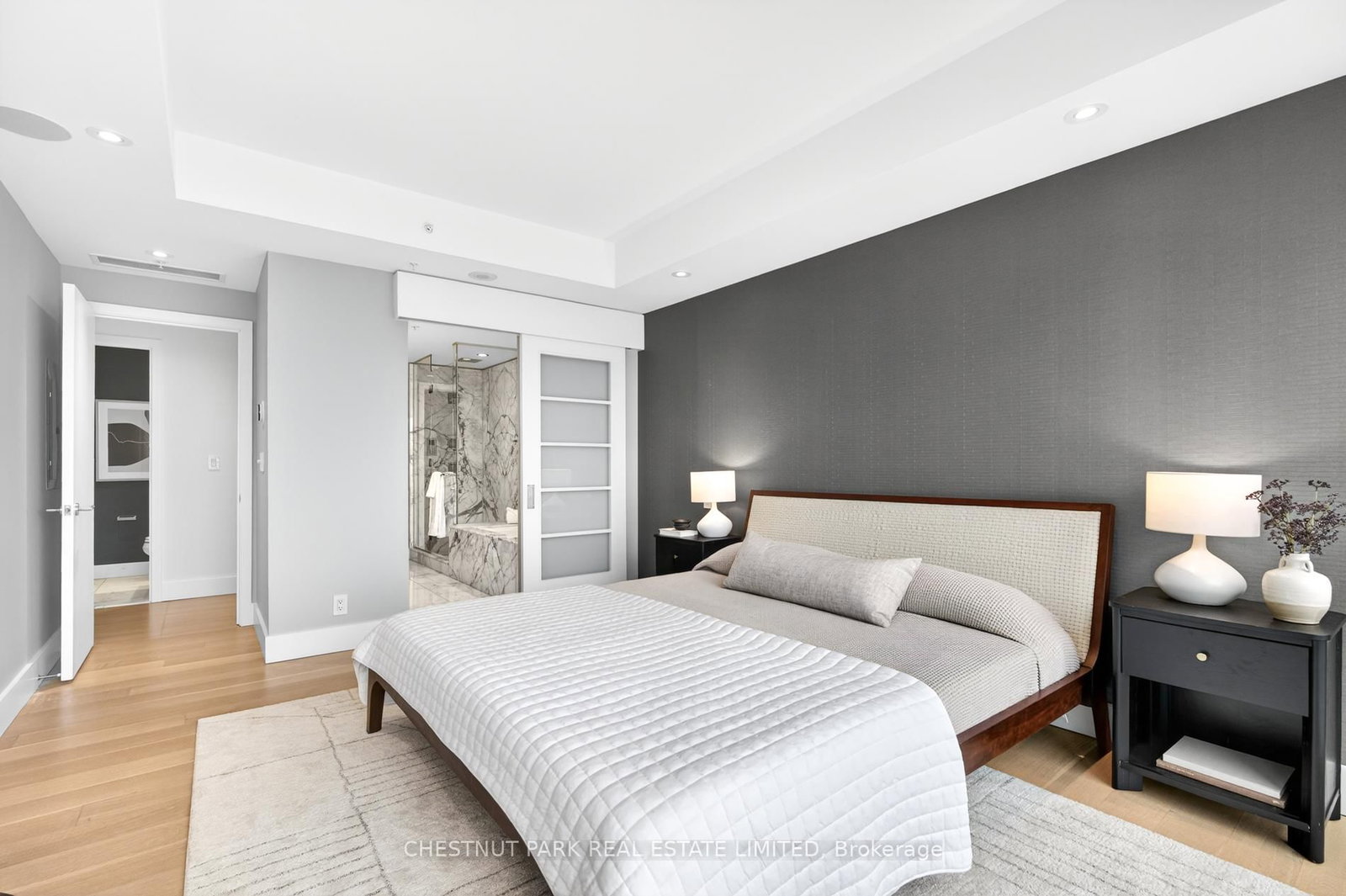 Condo for sale at 2806-180 University Avenue, Toronto, Ontario, M5H 0A2 - Bay Street Corridor - MLS: C12970378