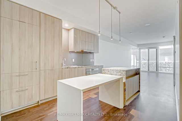 314 - 1 Bloor Street E