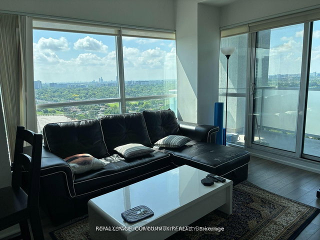 2204 - 5740 Yonge Street