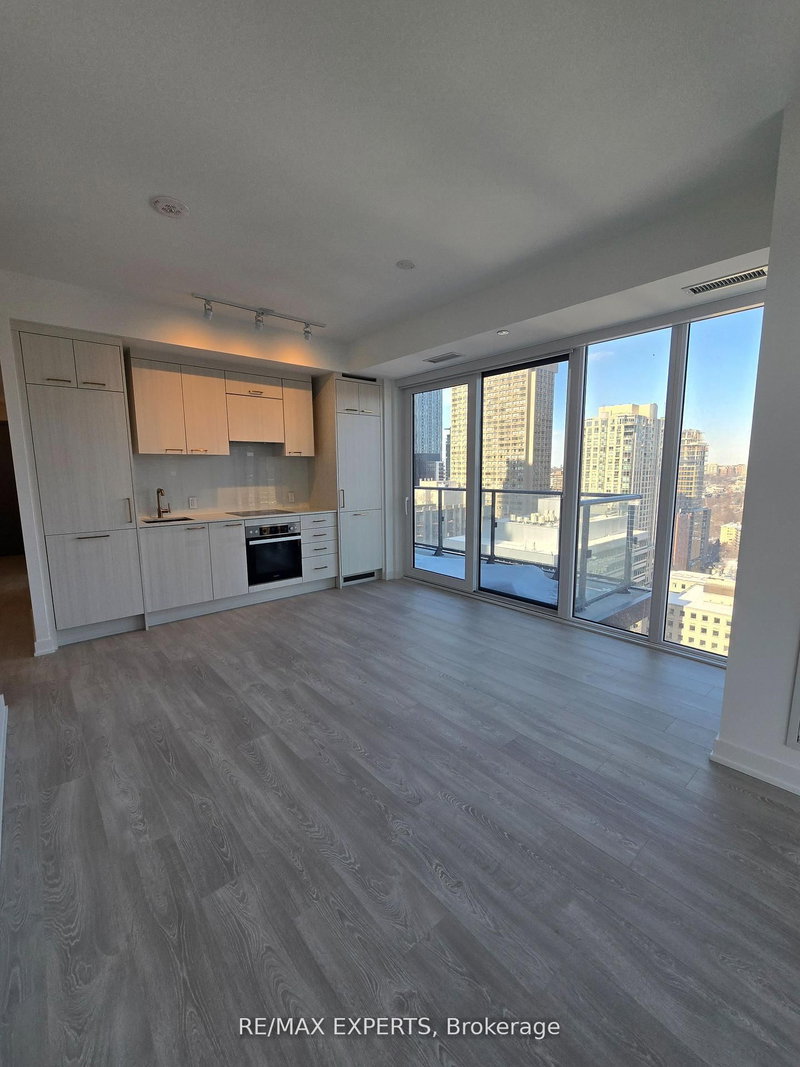 home for lease on 2305-634 Church Street