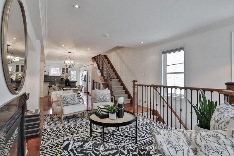 188 McCaul St, Toronto, M5T 1W5 | Image 2