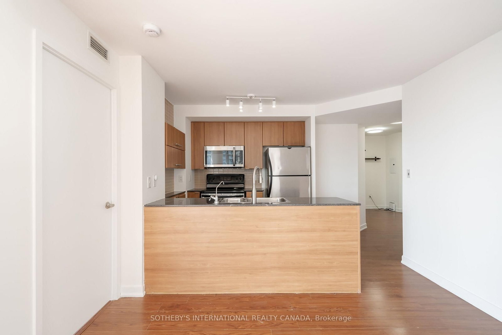 11 Brunel Court, Unit 2110 - Photo 3