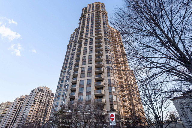 1215 - 80 Harrison Garden Boulevard