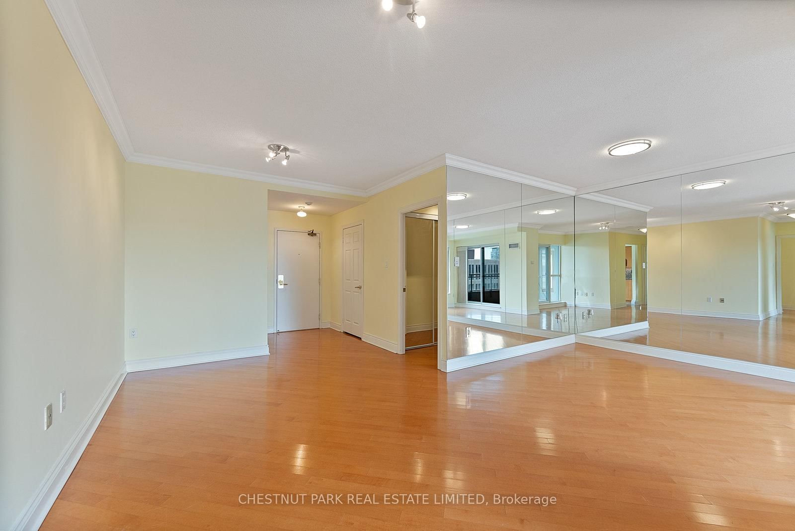 Condo for sale at 1610-889 Bay Street, Toronto, Ontario, M5S 3K5 - Bay Street Corridor - MLS: C12970908