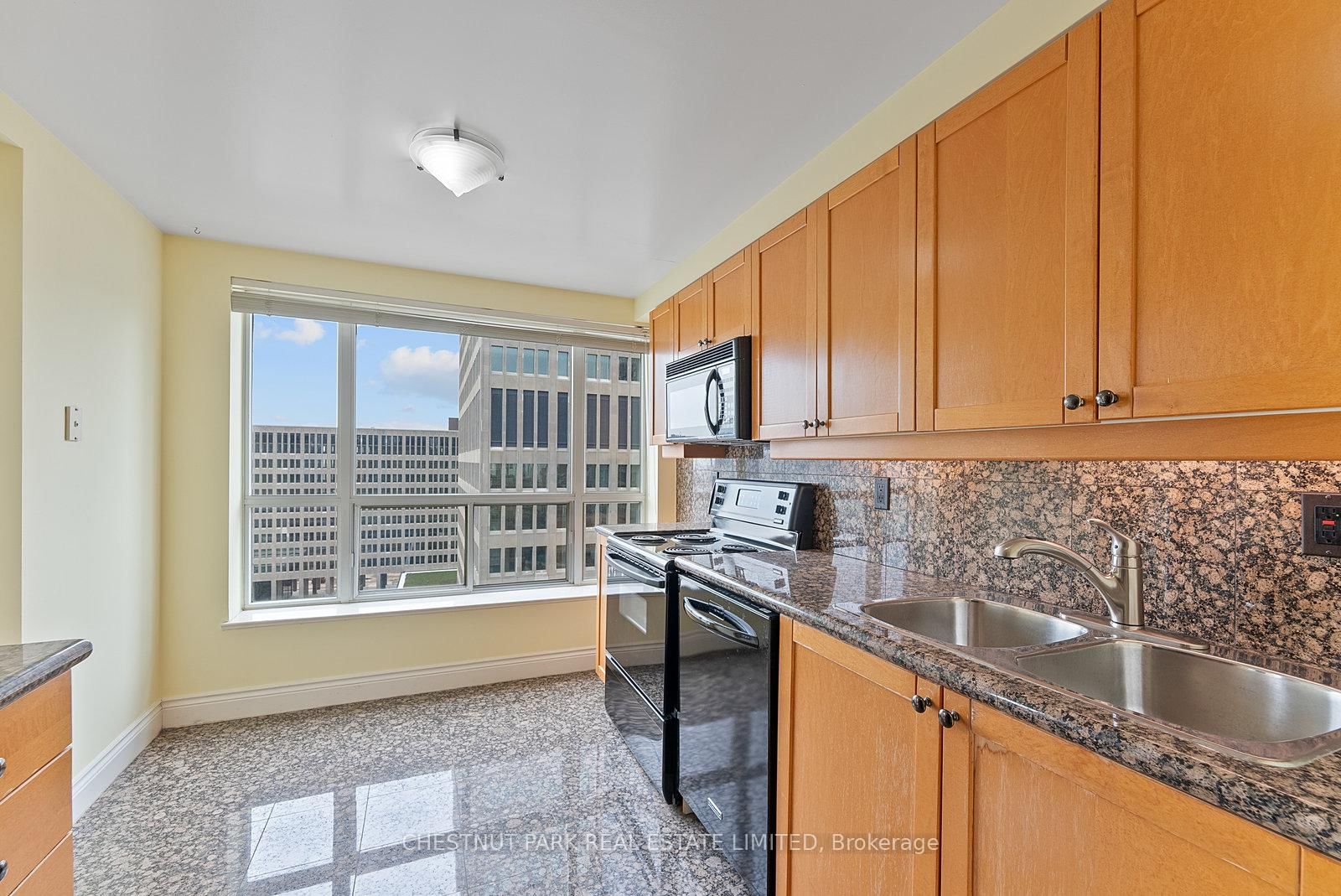 Condo for sale at 1610-889 Bay Street, Toronto, Ontario, M5S 3K5 - Bay Street Corridor - MLS: C12970908