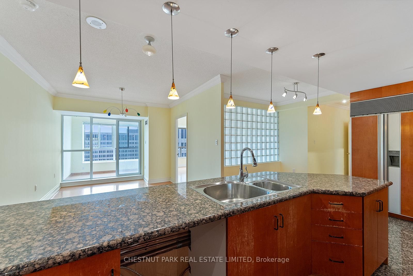 Condo for sale at 1610-889 Bay Street, Toronto, Ontario, M5S 3K5 - Bay Street Corridor - MLS: C12970908