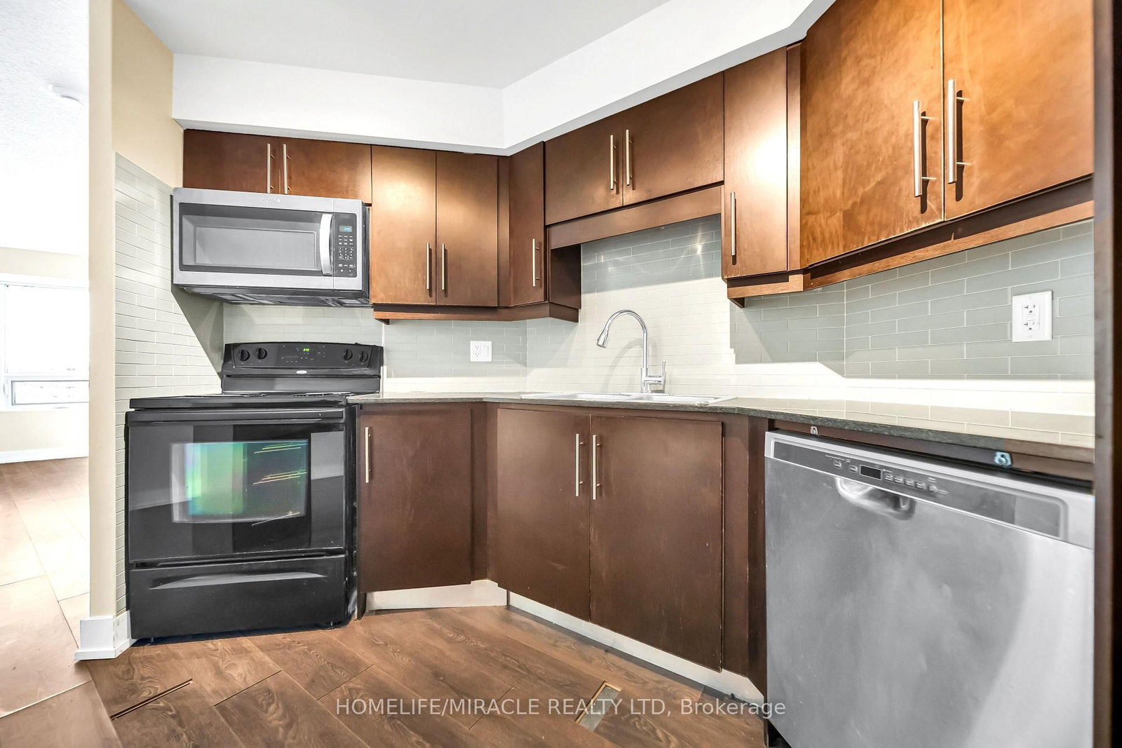 Condo for sale at 1615-20 Blue Jays Way, Toronto, Ontario, M5V 3W6 - Waterfront Communities C1 - MLS: C12971116