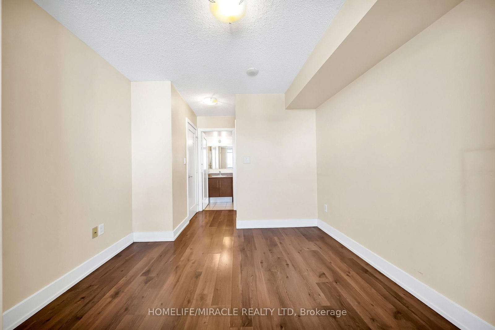 Condo for sale at 1615-20 Blue Jays Way, Toronto, Ontario, M5V 3W6 - Waterfront Communities C1 - MLS: C12971116