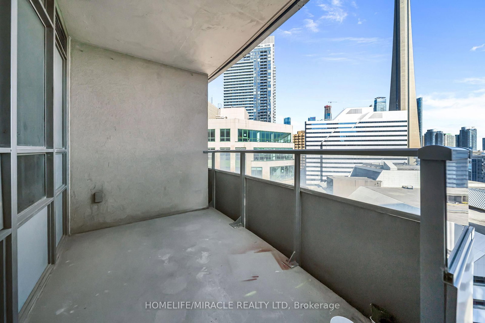 Condo for sale at 1615-20 Blue Jays Way, Toronto, Ontario, M5V 3W6 - Waterfront Communities C1 - MLS: C12971116