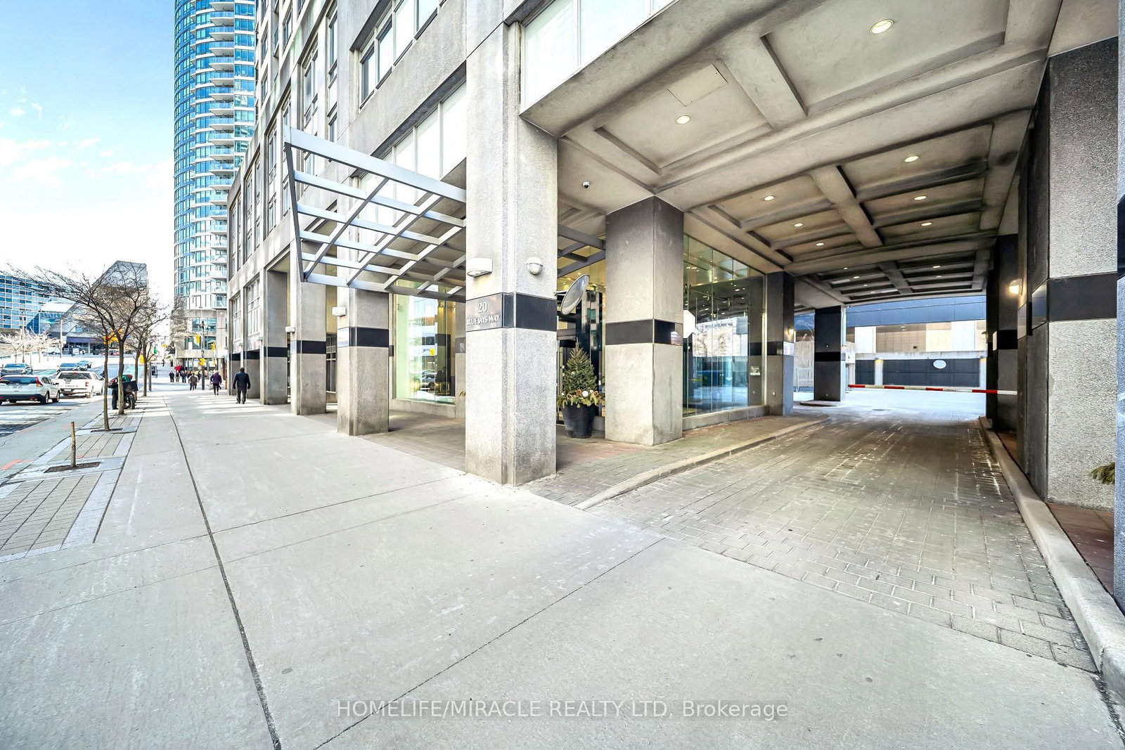 Condo for sale at 1615-20 Blue Jays Way, Toronto, Ontario, M5V 3W6 - Waterfront Communities C1 - MLS: C12971116