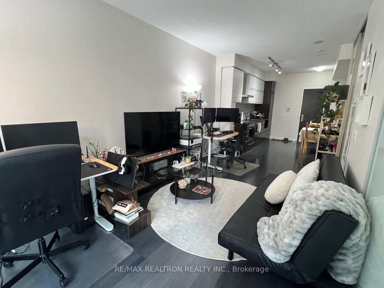 770 Bay Street, Unit 308 - Photo 4