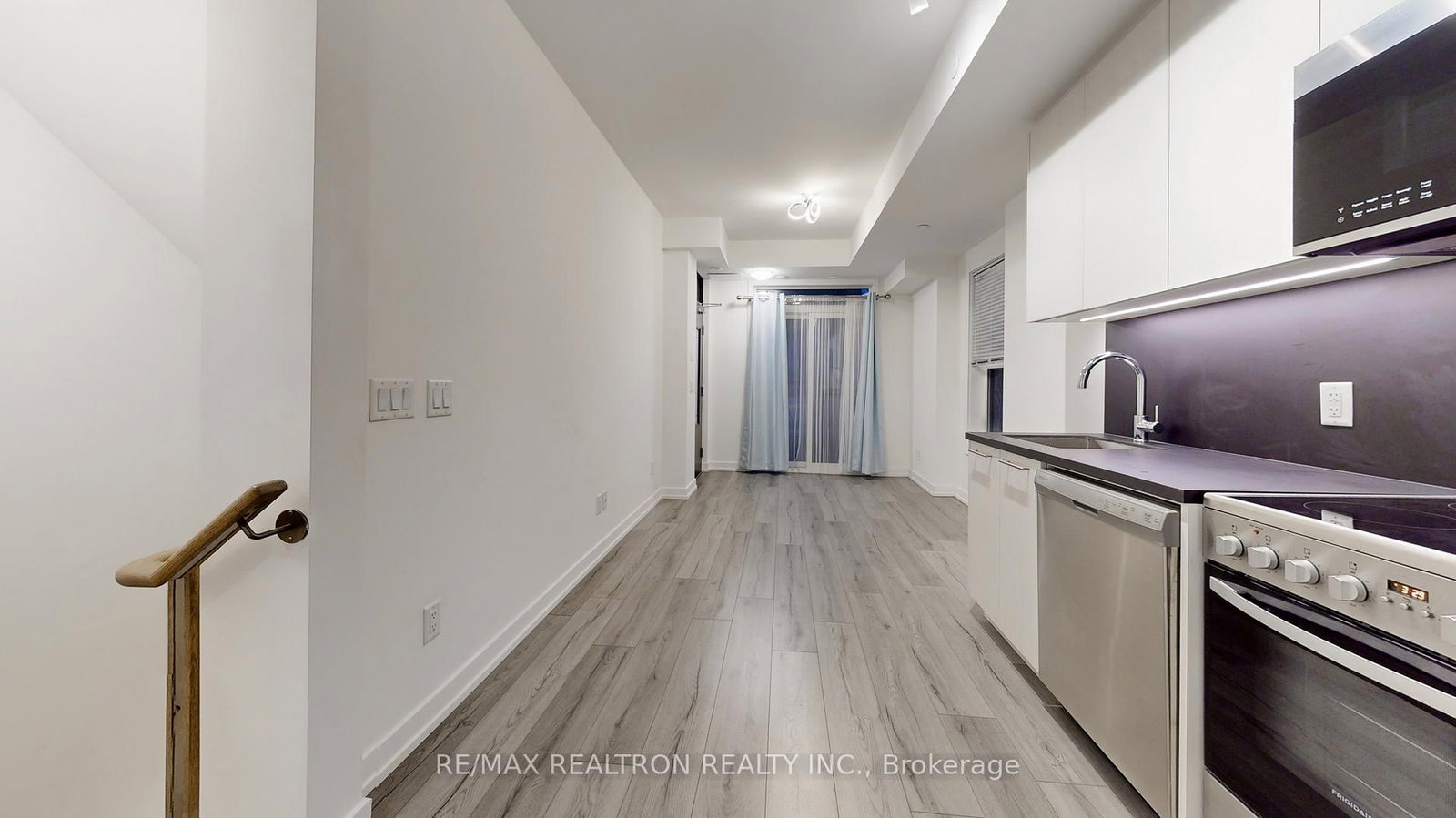 260 Finch Avenue E, Unit TH 1 - Photo 11
