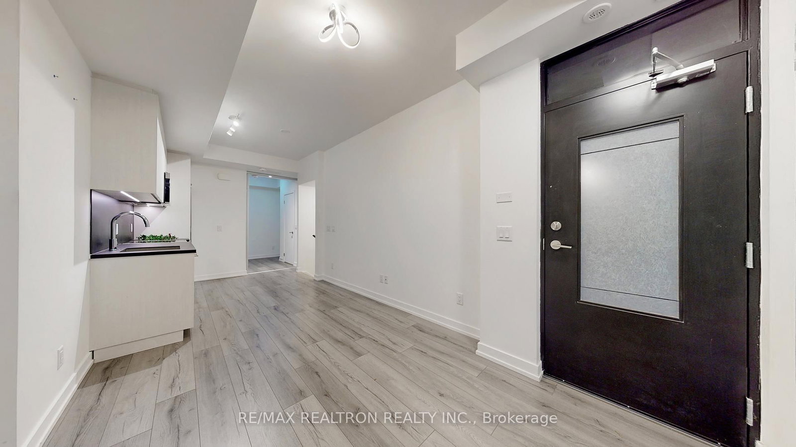 260 Finch Avenue E, Unit TH 1 - Photo 12