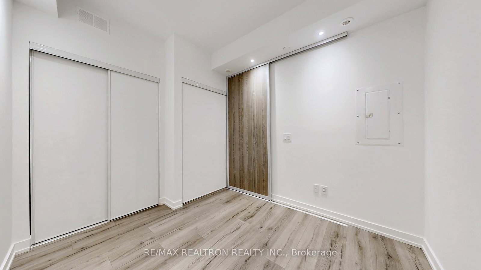 260 Finch Avenue E, Unit TH 1 - Photo 25