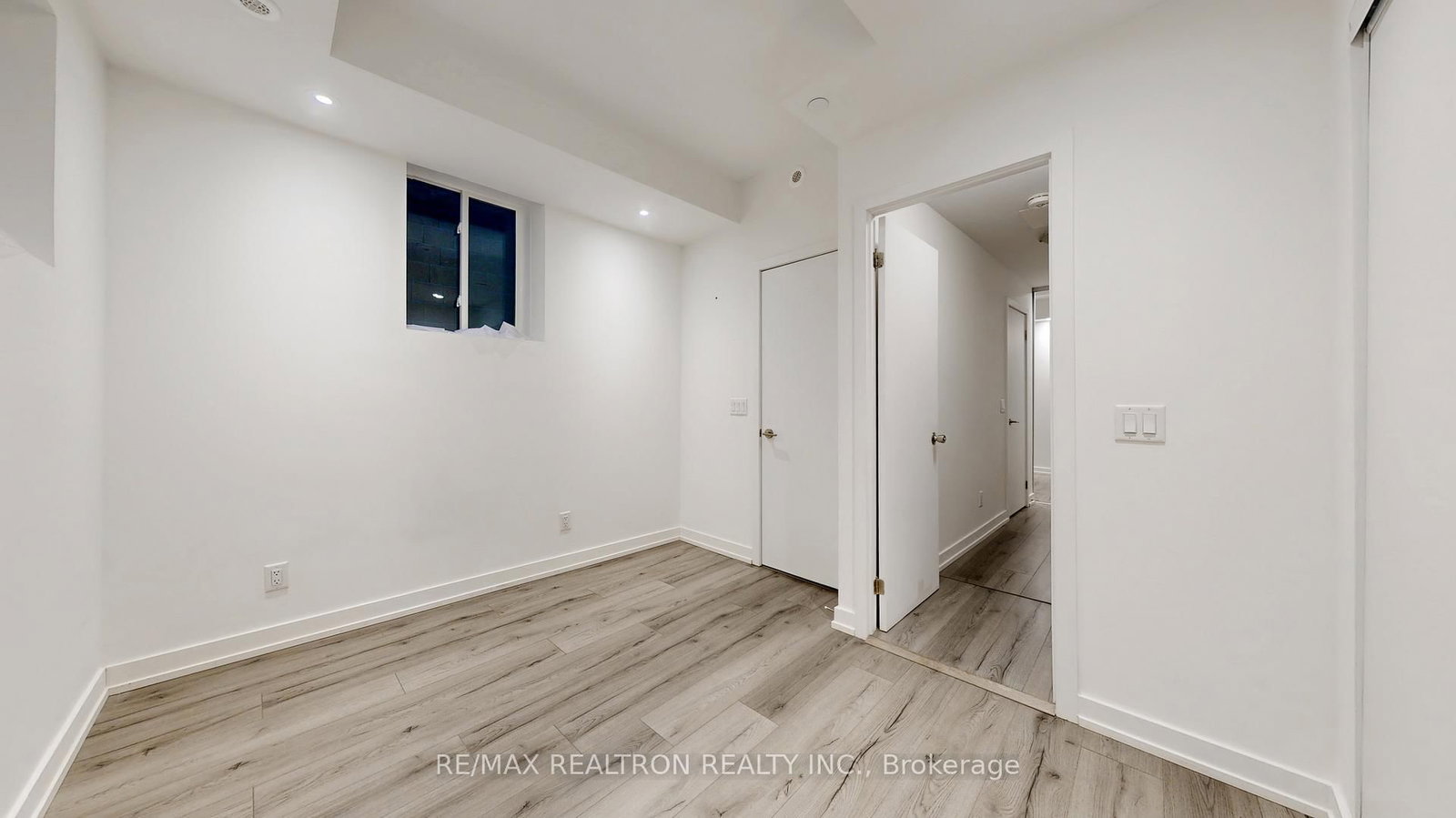 260 Finch Avenue E, Unit TH 1 - Photo 26