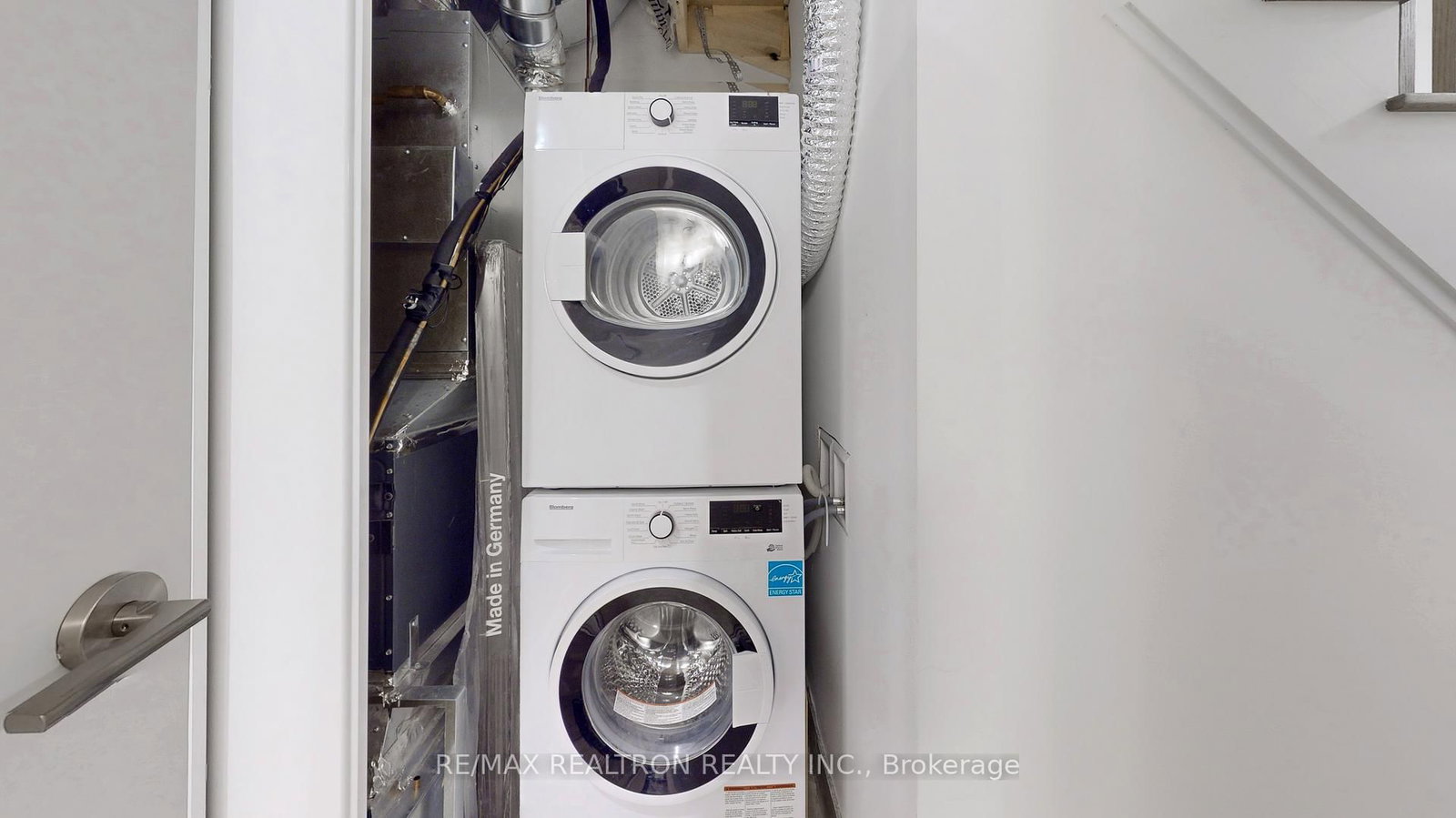 260 Finch Avenue E, Unit TH 1 - Photo 33