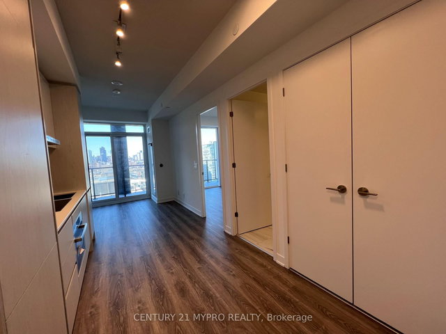 #2216 - 180 Front Street E