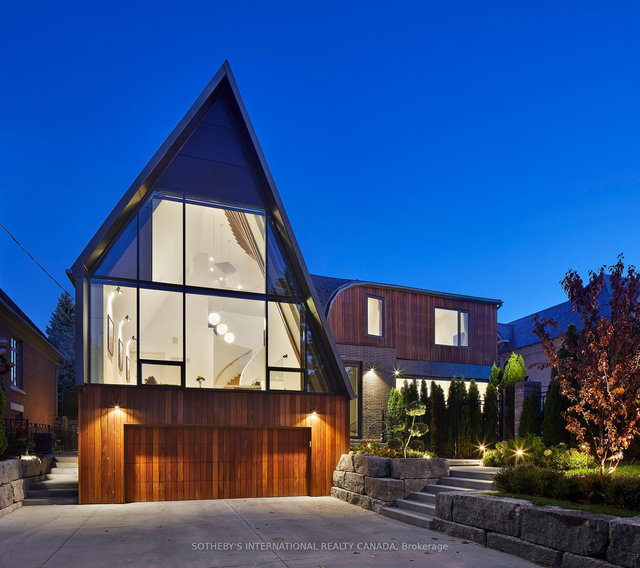 108 Stratford Crescent