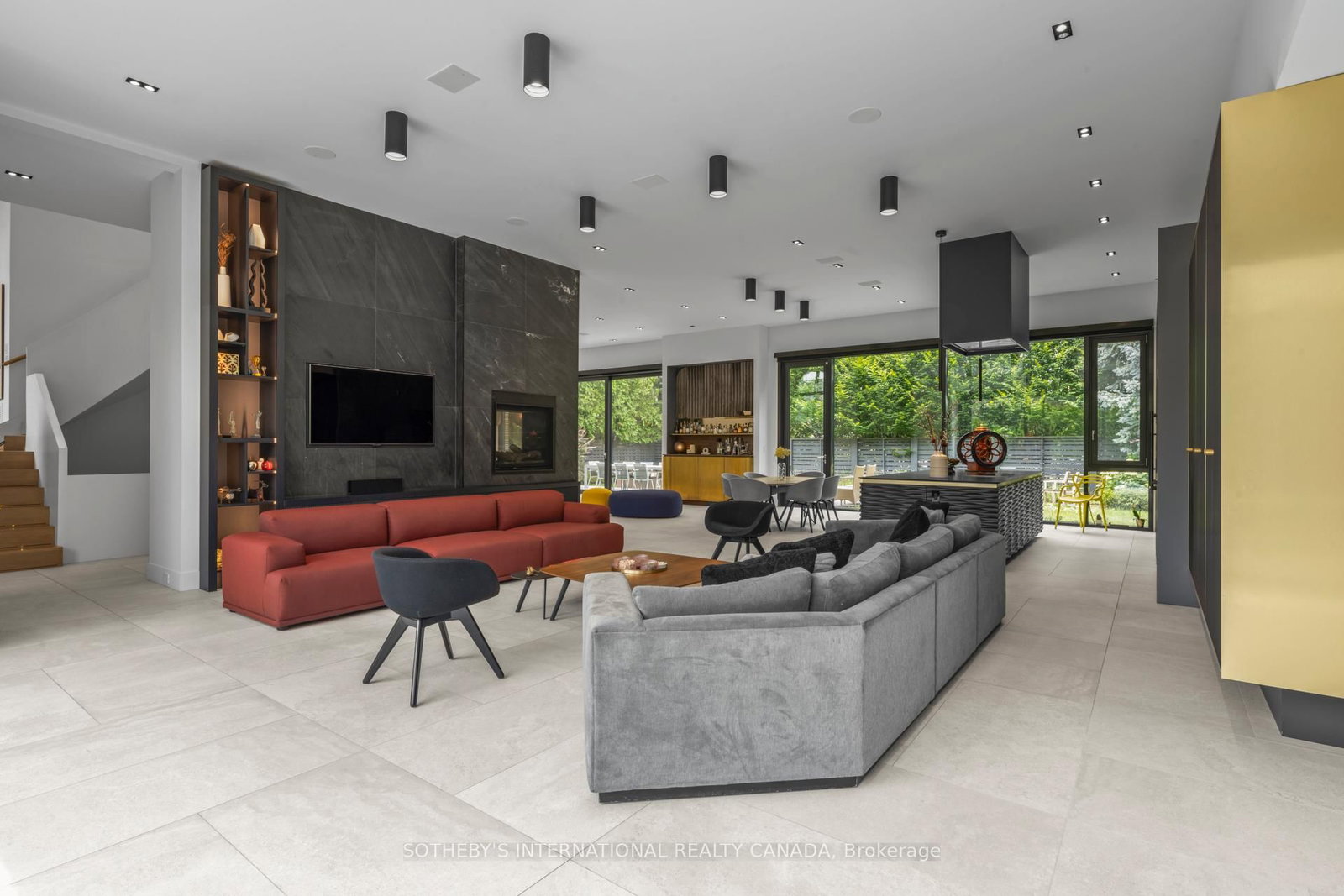 Detached House for sale at 108 Stratford Crescent, Toronto, Ontario, M4N 1C6 - Bridle Path-Sunnybrook-York Mills - MLS: C12971352