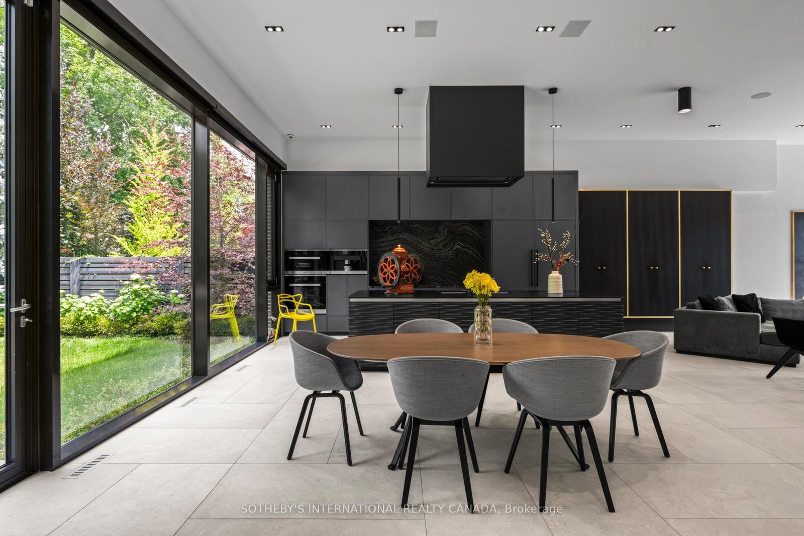 Detached House for sale at 108 Stratford Crescent, Toronto, Ontario, M4N 1C6 - Bridle Path-Sunnybrook-York Mills - MLS: C12971352