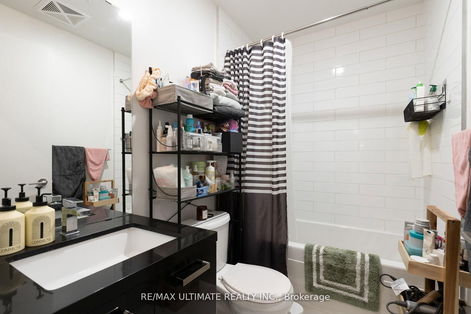 Condo for sale at 206-39 Brant Street, Toronto, Ontario, M5V 0M8 - Waterfront Communities C1 - MLS: C12971720