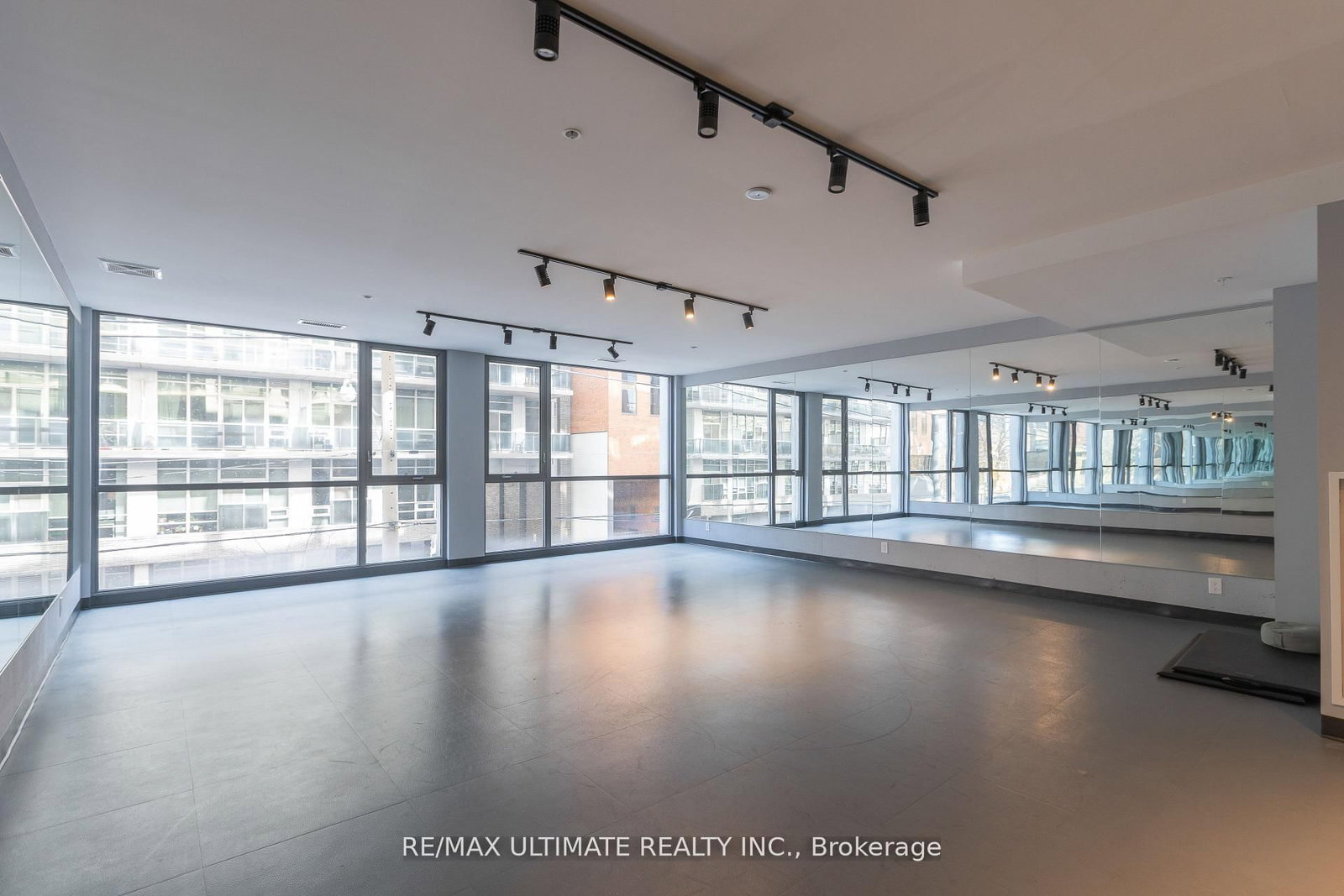 Condo for sale at 206-39 Brant Street, Toronto, Ontario, M5V 0M8 - Waterfront Communities C1 - MLS: C12971720