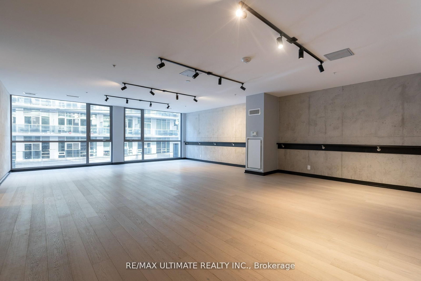 Condo for sale at 206-39 Brant Street, Toronto, Ontario, M5V 0M8 - Waterfront Communities C1 - MLS: C12971720
