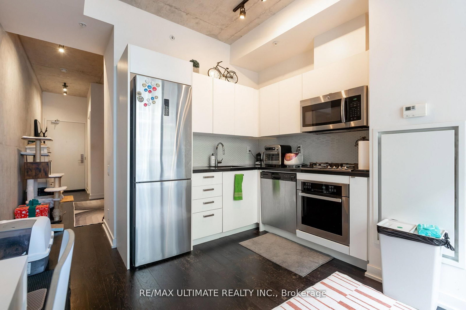 Condo for sale at 206-39 Brant Street, Toronto, Ontario, M5V 0M8 - Waterfront Communities C1 - MLS: C12971720