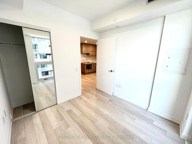 1507 - 39 Roehampton Avenue E