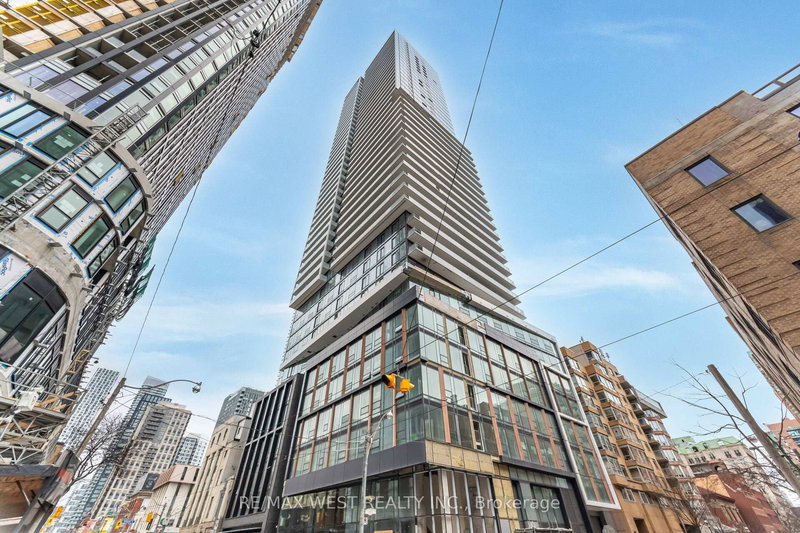 home for lease on 2901-89 Church Street