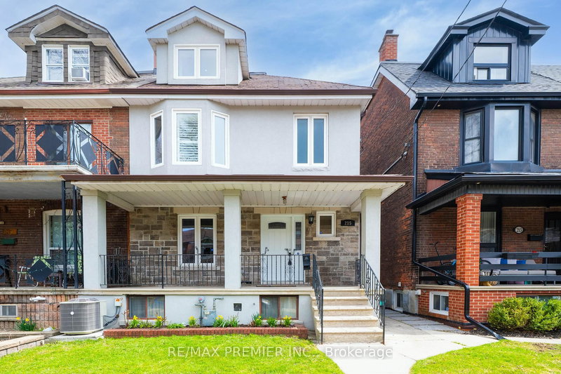 215 Grace St, Toronto, M6G 3A7 | Image 2
