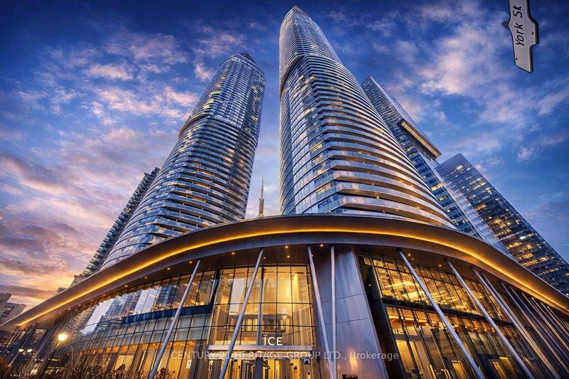 home for lease on 4701-12 York Street