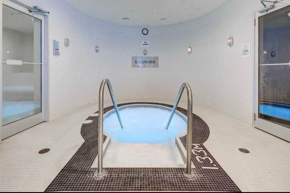 Condo for lease at 4701-12 York Street, Toronto, Ontario, M5J 0B1 - Waterfront Communities C1 - MLS: C12971874