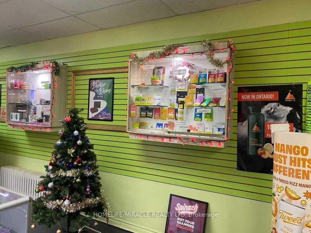 871 Dundas Street - Photo 4