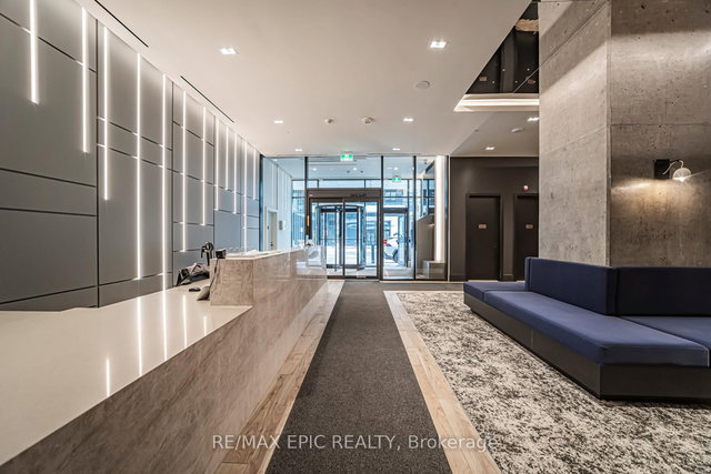 3102 - 65 Broadway Avenue